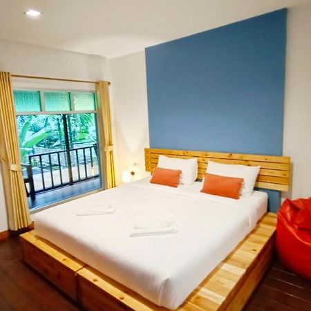 Nua Tone Resort Bang Tao & Cafe Екстер'єр фото
