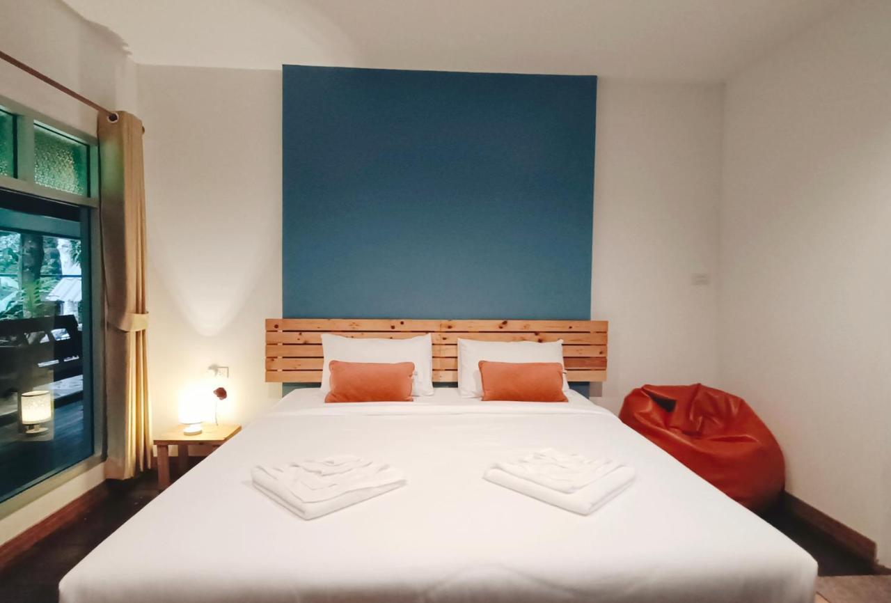 Nua Tone Resort Bang Tao & Cafe Екстер'єр фото