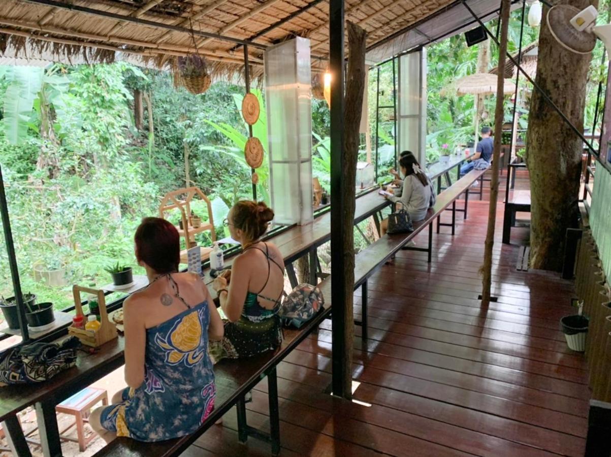 Nua Tone Resort Bang Tao & Cafe Екстер'єр фото