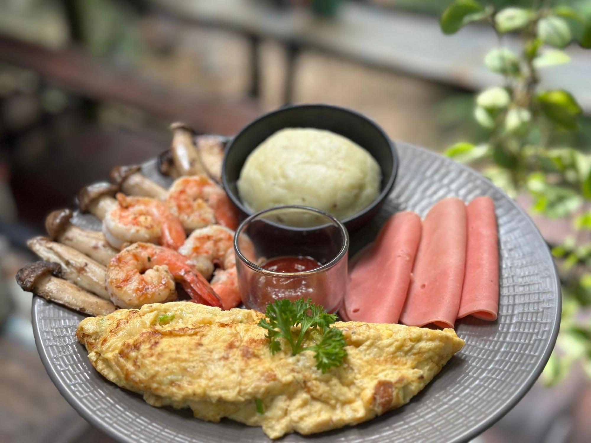 Nua Tone Resort Bang Tao & Cafe Екстер'єр фото